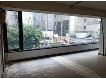 東區大面寬可掛招牌店辦