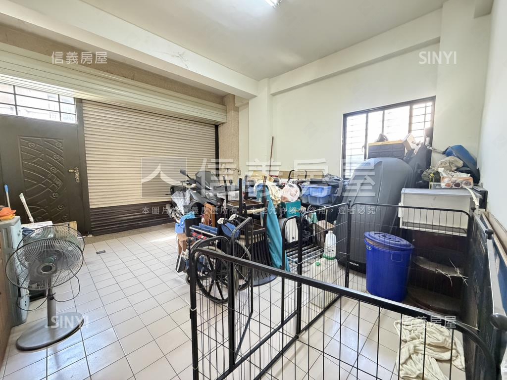 震後孝親房大地坪邊間墅房屋室內格局與周邊環境