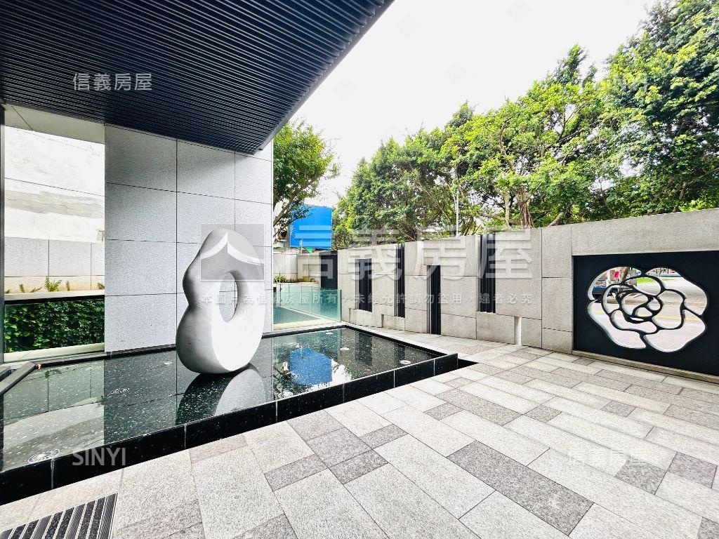 遠眺陽明精品禾碩房屋室內格局與周邊環境