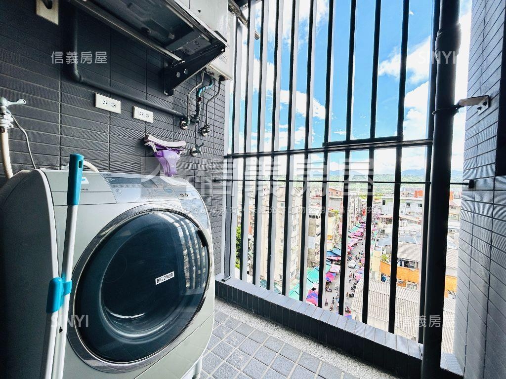 遠眺陽明精品禾碩房屋室內格局與周邊環境