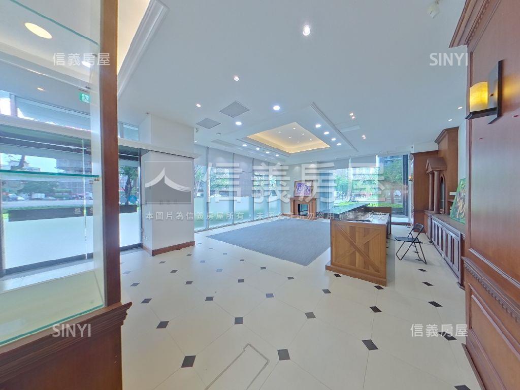 正市政路大面寬黃金店面房屋室內格局與周邊環境