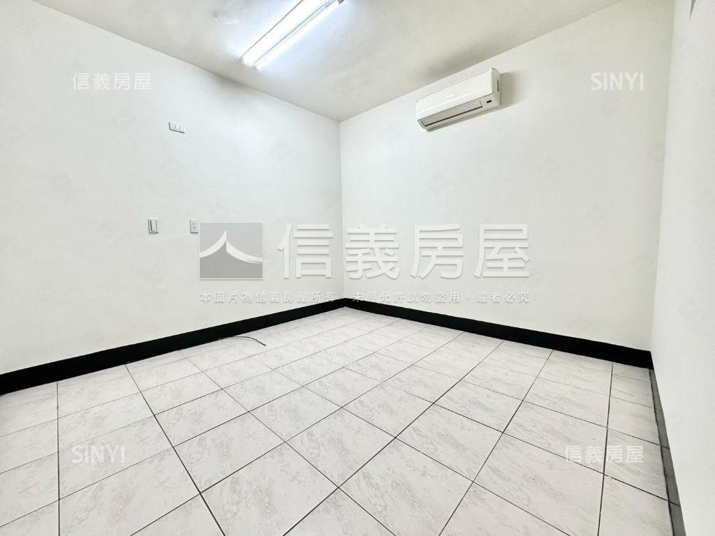 近未來捷運。邊間３樓房屋室內格局與周邊環境