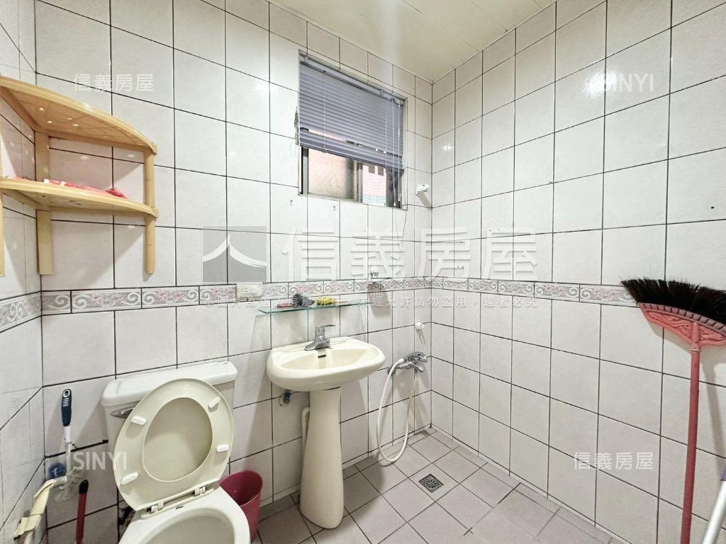 近未來捷運。邊間３樓房屋室內格局與周邊環境