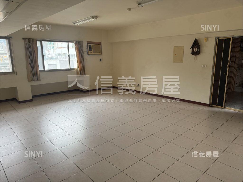 燕宇名廈大三房平車捷運宅房屋室內格局與周邊環境