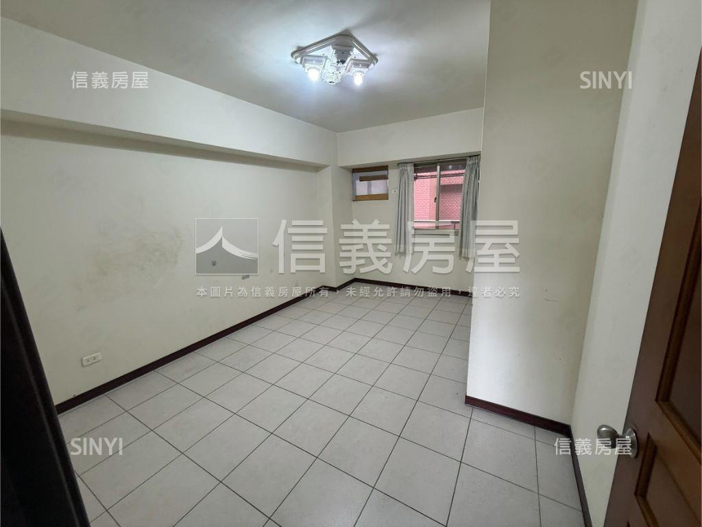 燕宇名廈大三房平車捷運宅房屋室內格局與周邊環境