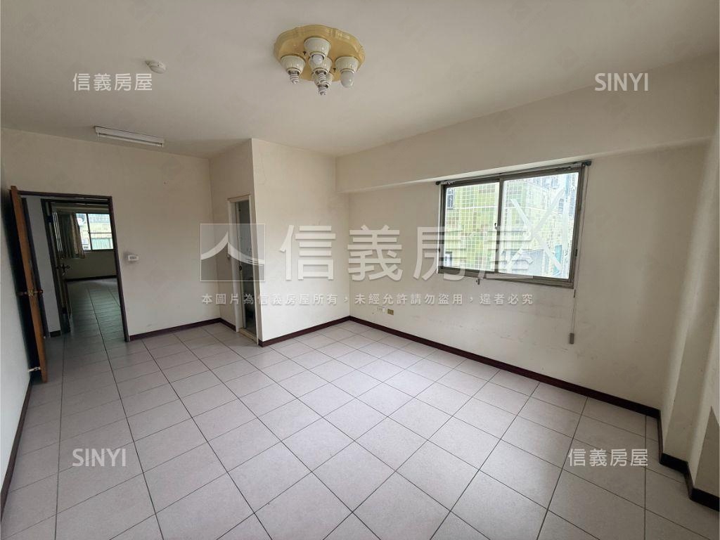 燕宇名廈大三房平車捷運宅房屋室內格局與周邊環境