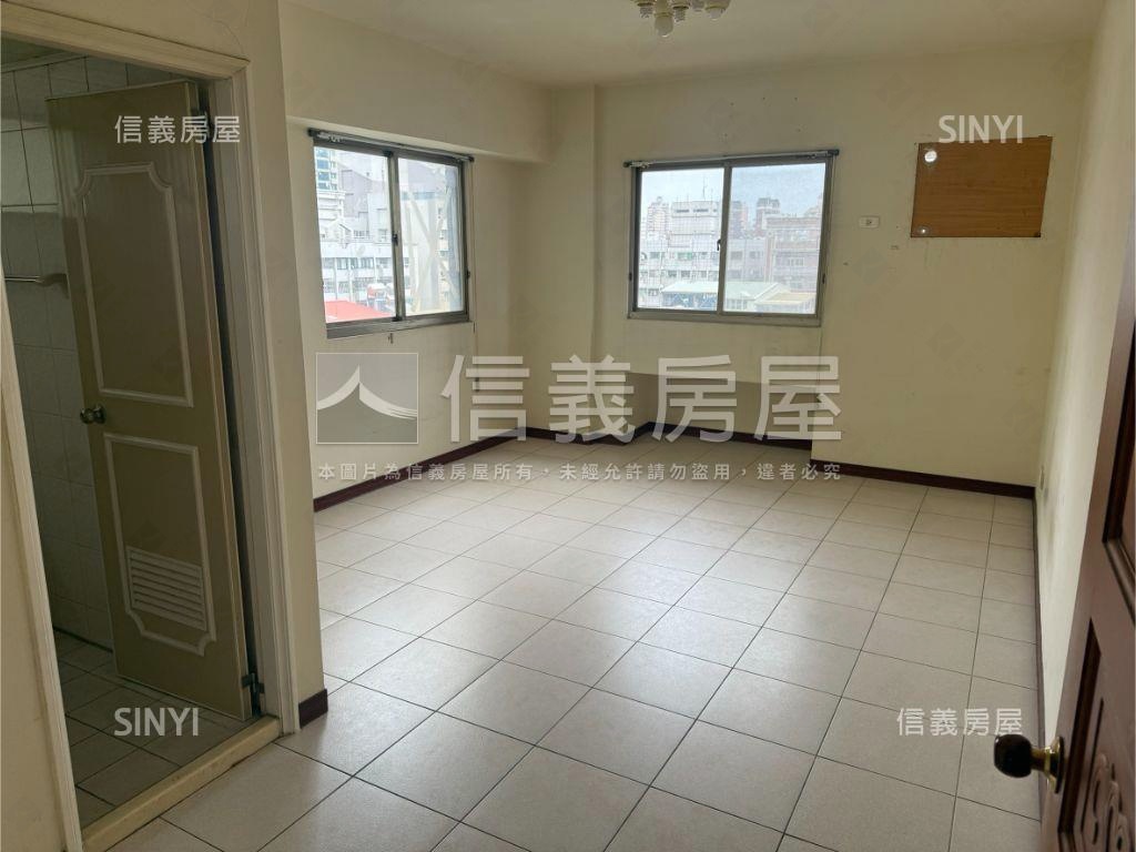 燕宇名廈大三房平車捷運宅房屋室內格局與周邊環境