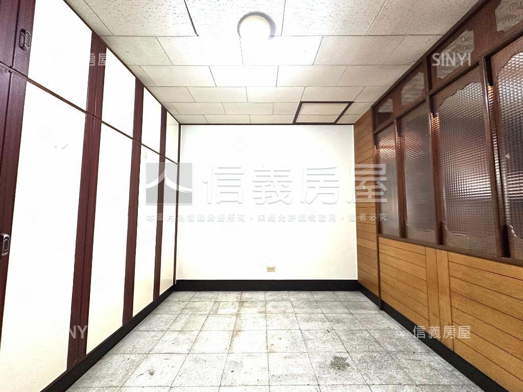 中正路免爬高溫馨三樓房屋室內格局與周邊環境