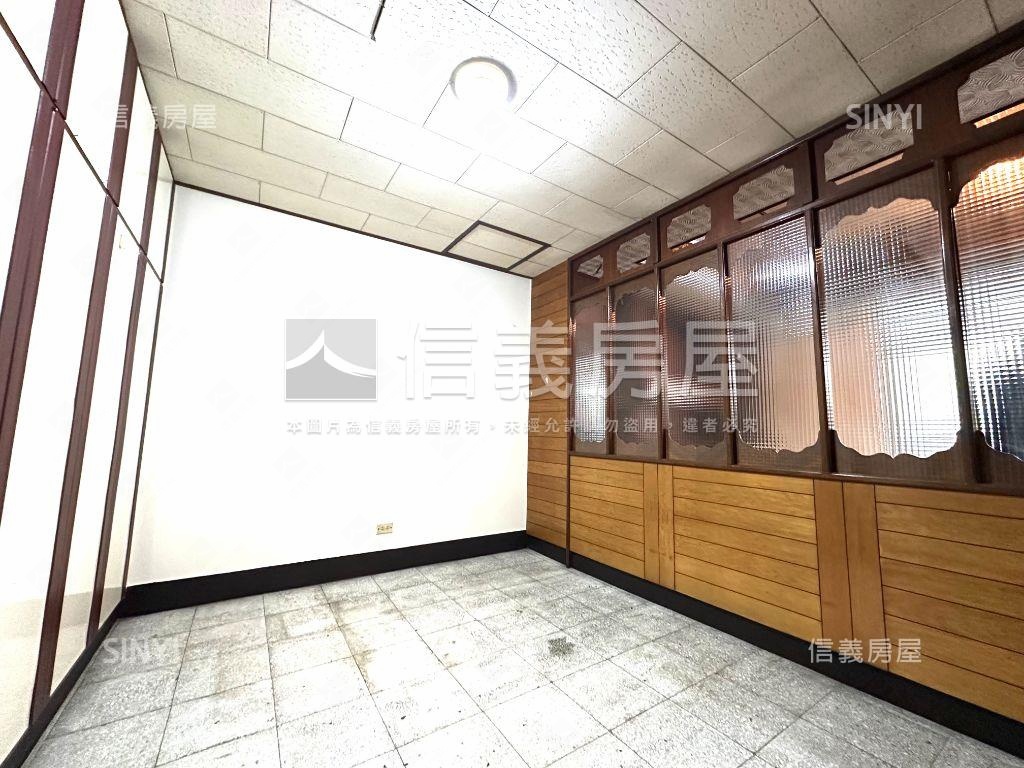 中正路免爬高溫馨三樓房屋室內格局與周邊環境