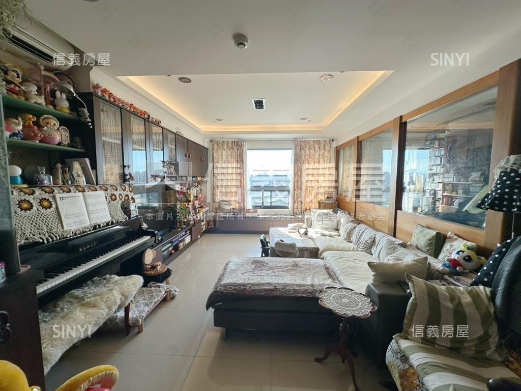 四季紐約。高樓房屋室內格局與周邊環境