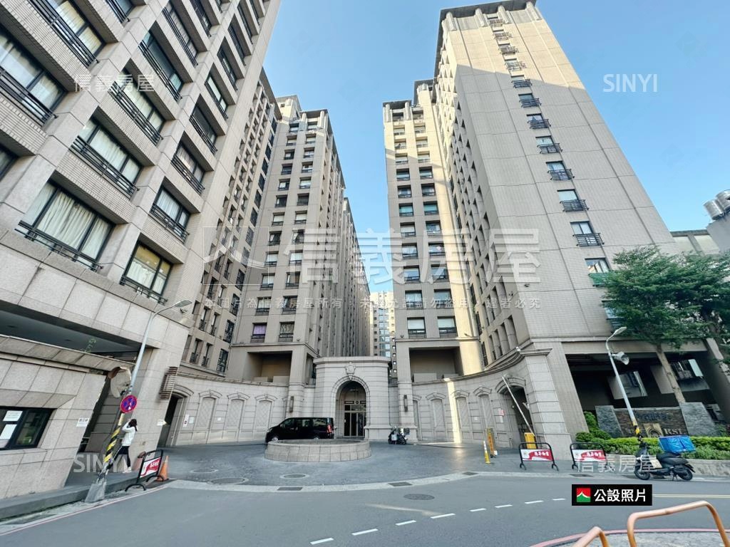 四季紐約。高樓房屋室內格局與周邊環境