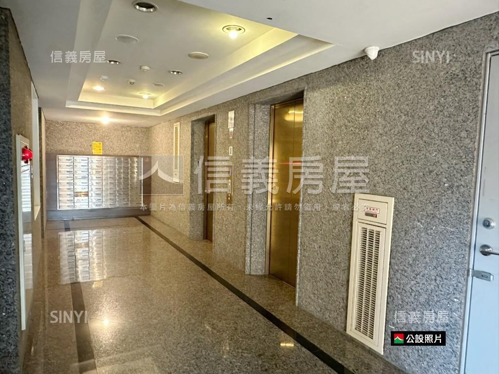 四季紐約。高樓房屋室內格局與周邊環境