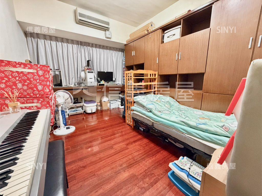 正面河景方正美三房房屋室內格局與周邊環境