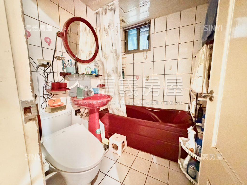 正面河景方正美三房房屋室內格局與周邊環境