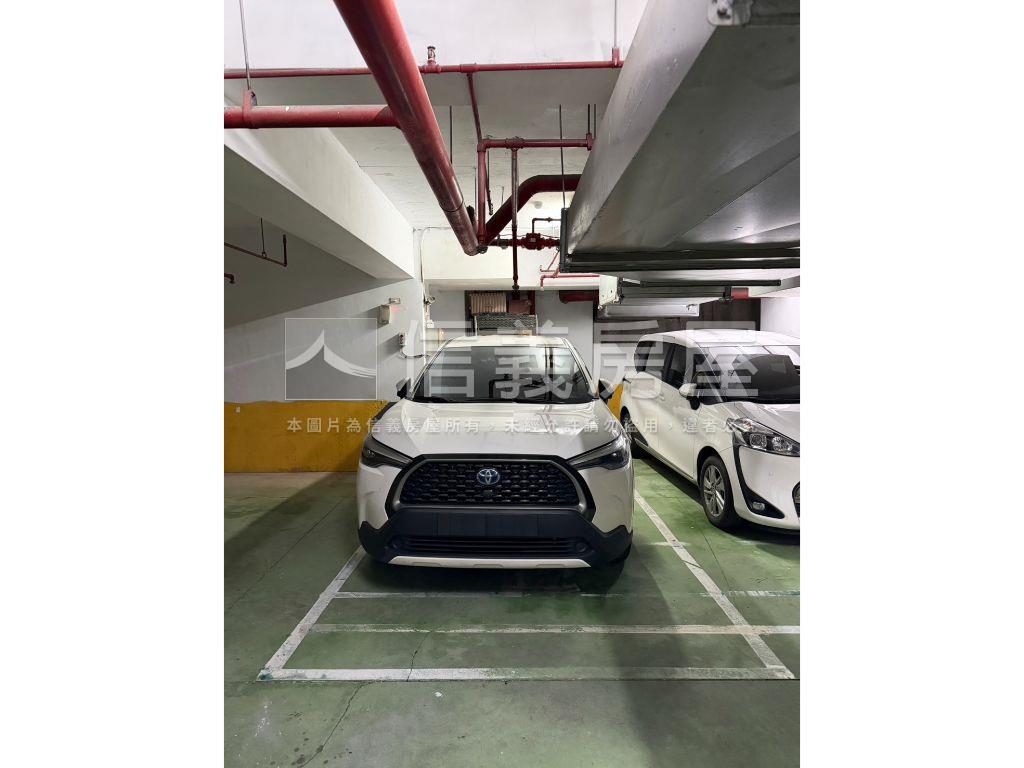 正面河景方正美三房房屋室內格局與周邊環境