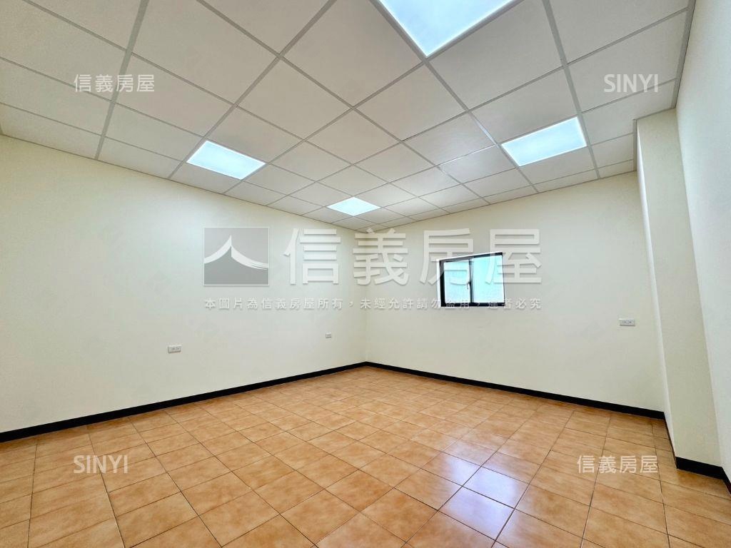 近五王國小整新孝親車墅房屋室內格局與周邊環境