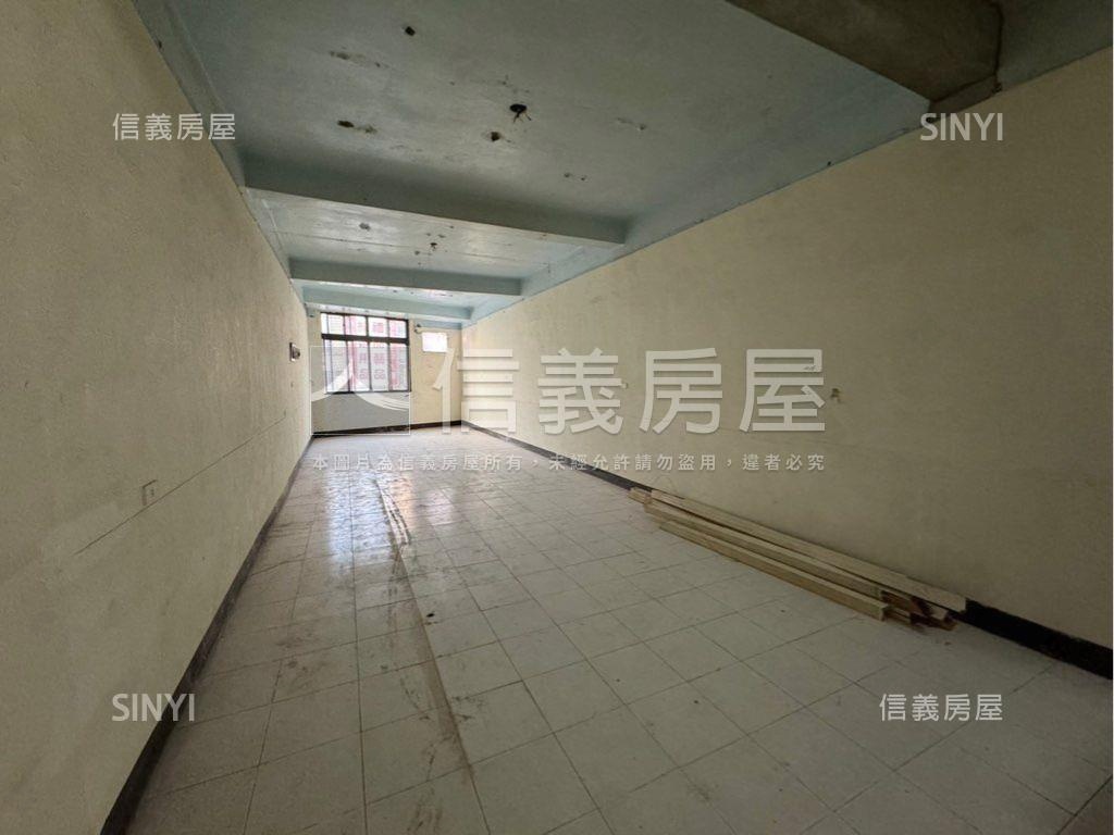 瑞隆正路近輕軌醒目金店房屋室內格局與周邊環境