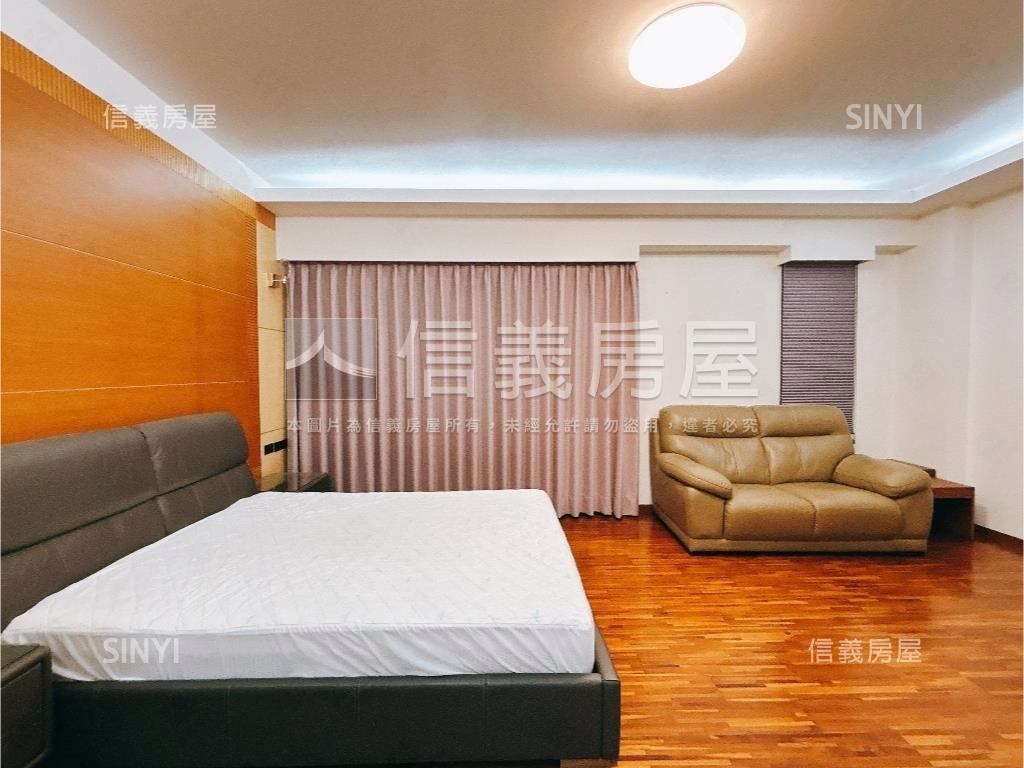 雙鐵共構震後別墅房屋室內格局與周邊環境