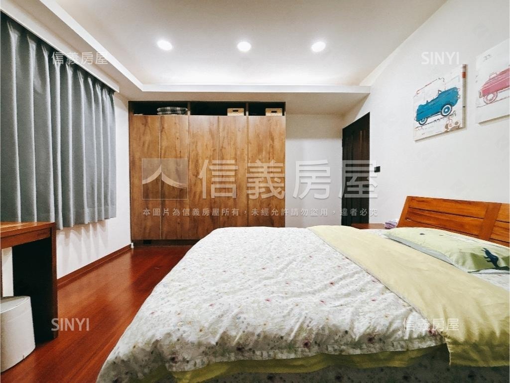 雙鐵共構震後別墅房屋室內格局與周邊環境