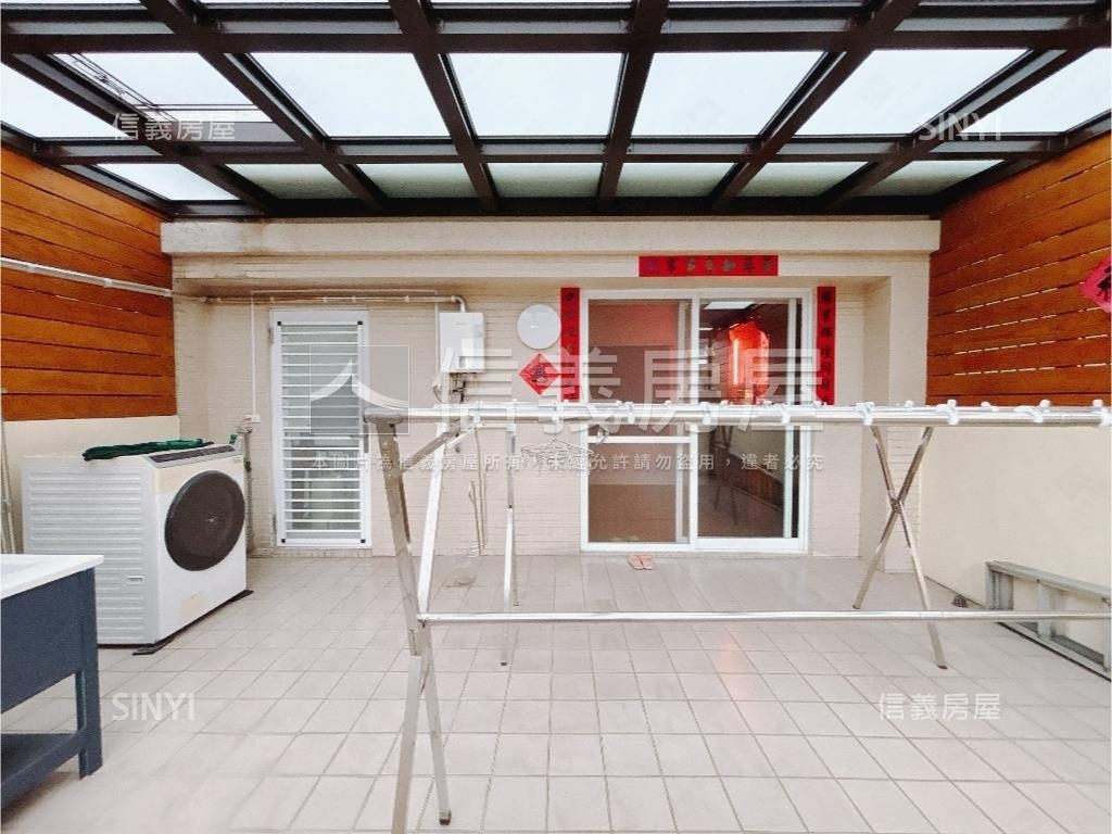 雙鐵共構震後別墅房屋室內格局與周邊環境