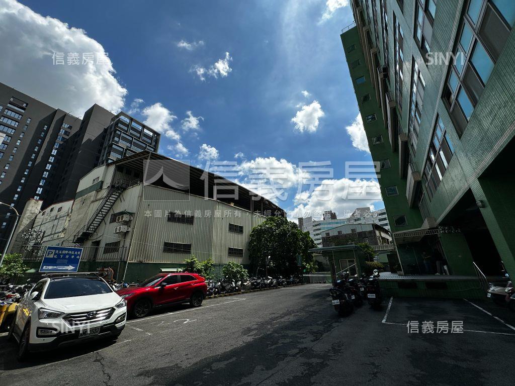 稀有優派科技大樓釋出房屋室內格局與周邊環境