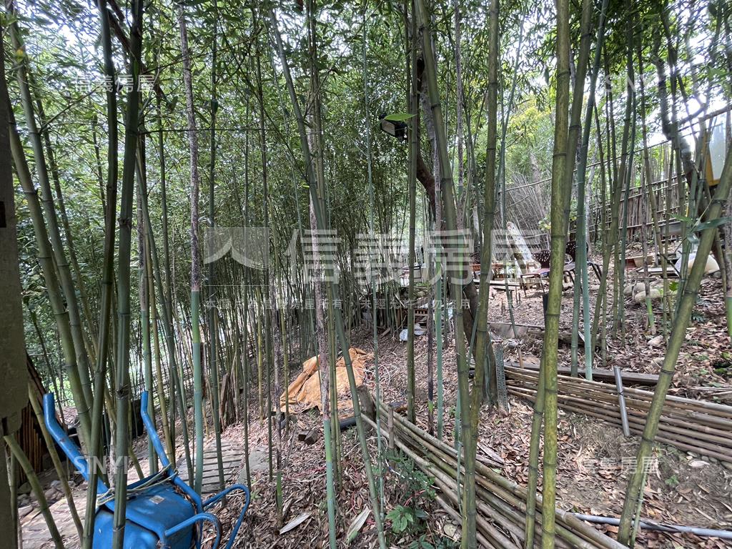 路過咖啡棧－燦爛山雲風景房屋室內格局與周邊環境