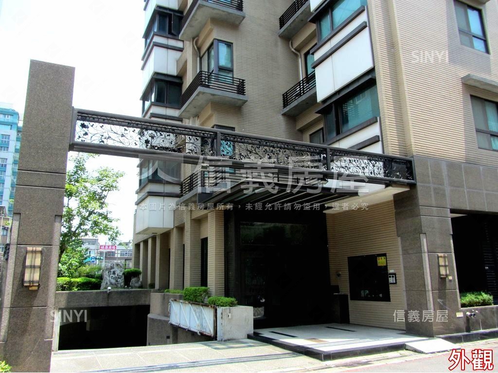 市府微風魔術美邸Ｃ房屋室內格局與周邊環境