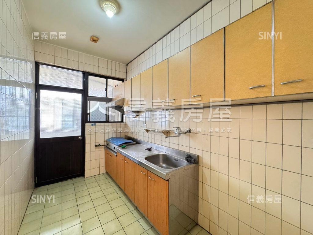中平商圈方正四房美寓房屋室內格局與周邊環境