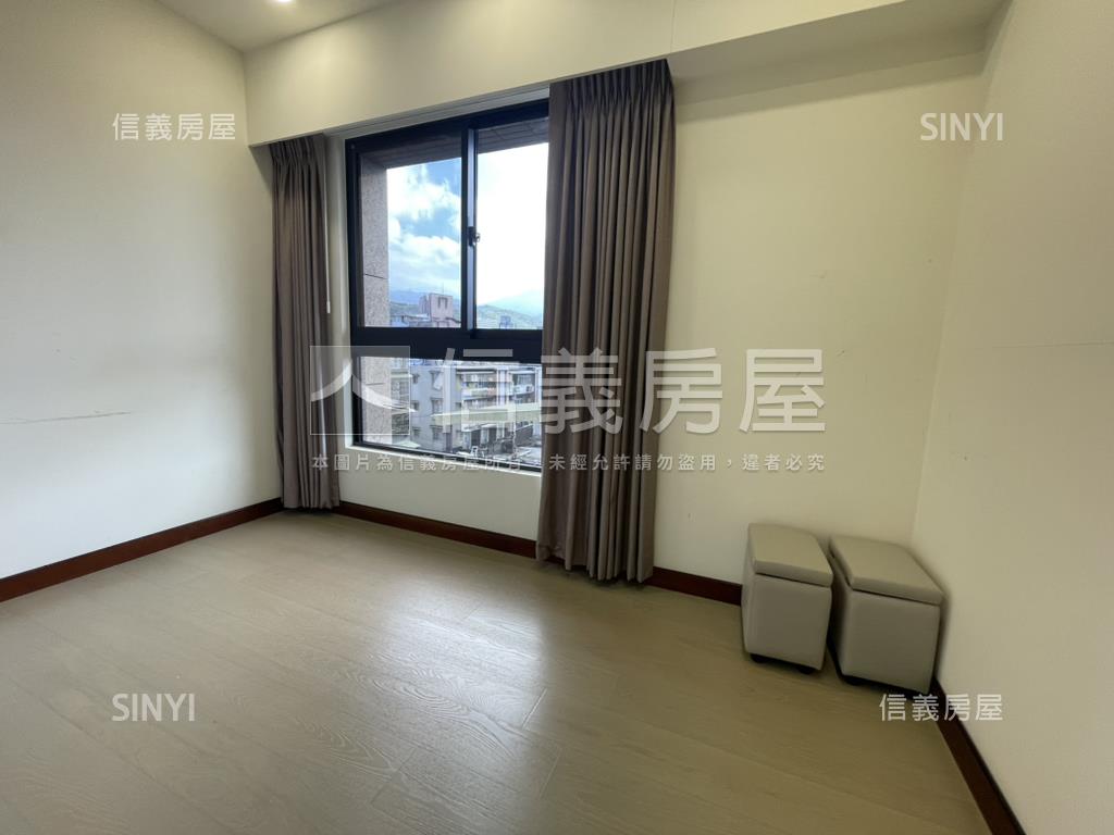 石牌天寬四房車位房屋室內格局與周邊環境