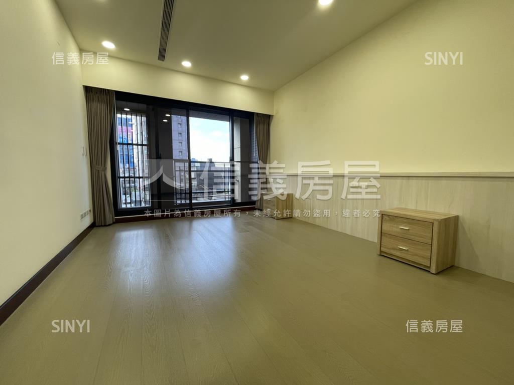 石牌天寬四房車位房屋室內格局與周邊環境