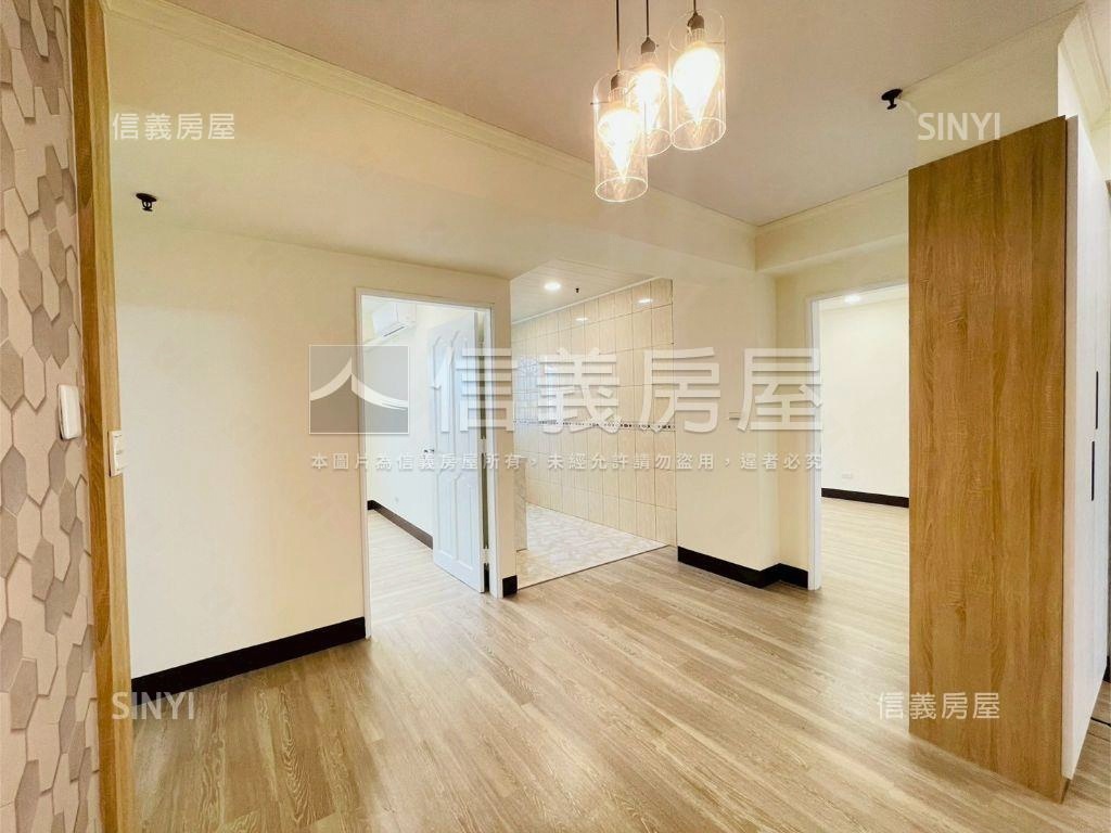 高鐵亮美大四房平車房屋室內格局與周邊環境