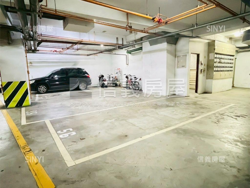 高鐵亮美大四房平車房屋室內格局與周邊環境