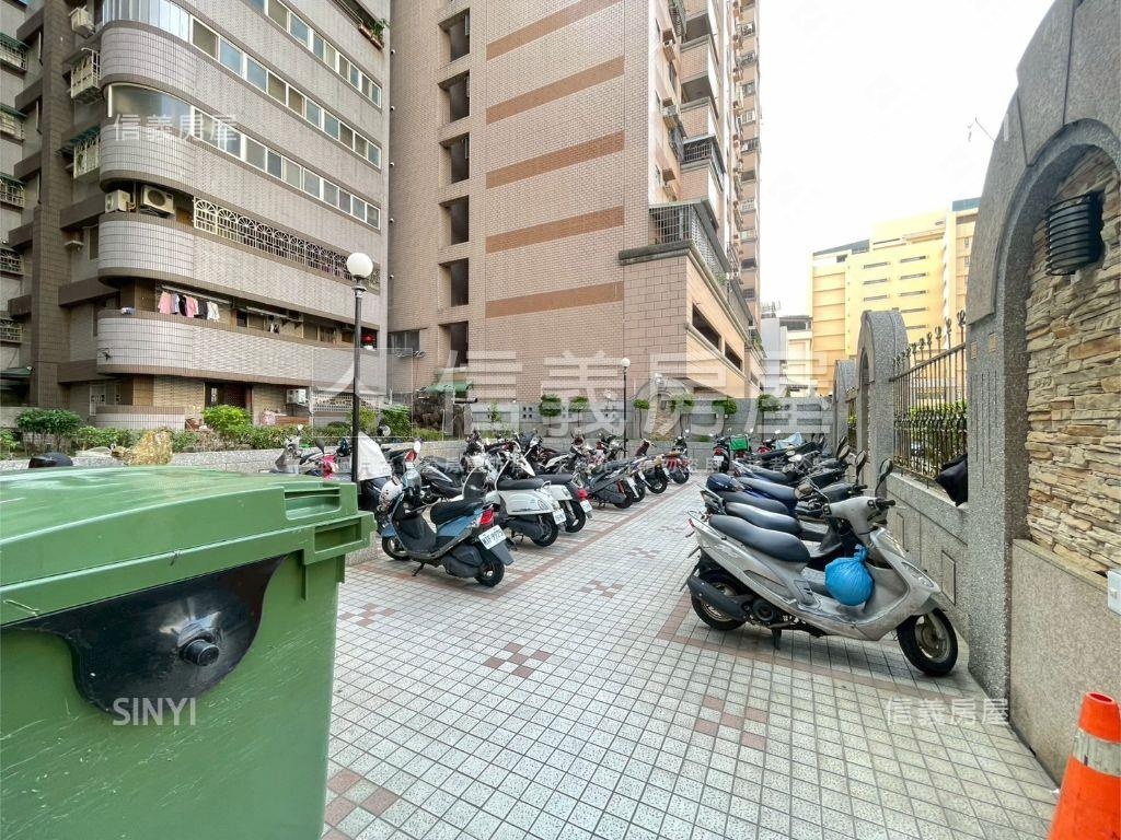 高鐵亮美大四房平車房屋室內格局與周邊環境