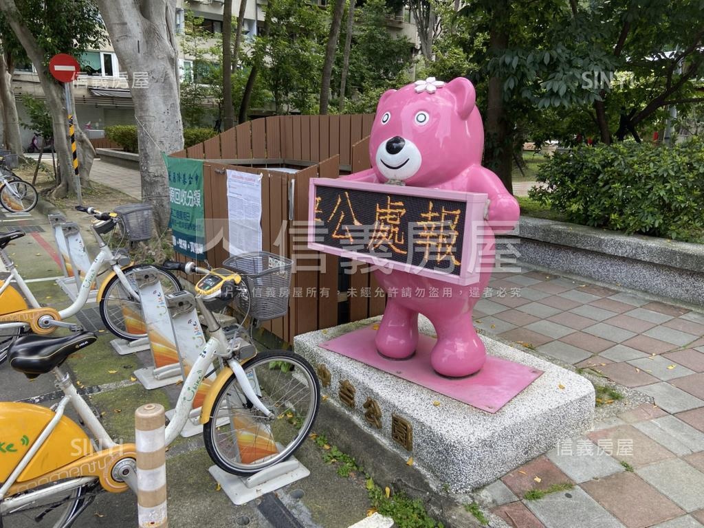 松江路捷運華廈３房２衛房屋室內格局與周邊環境