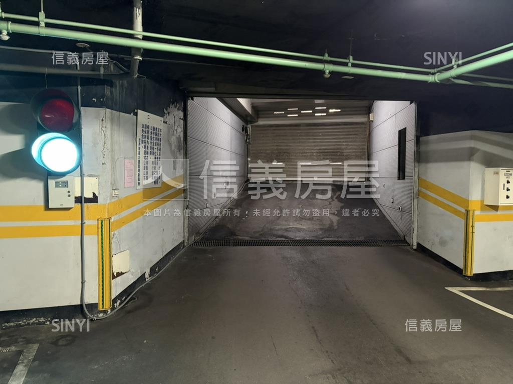 大車位。敦南四維科技大樓房屋室內格局與周邊環境
