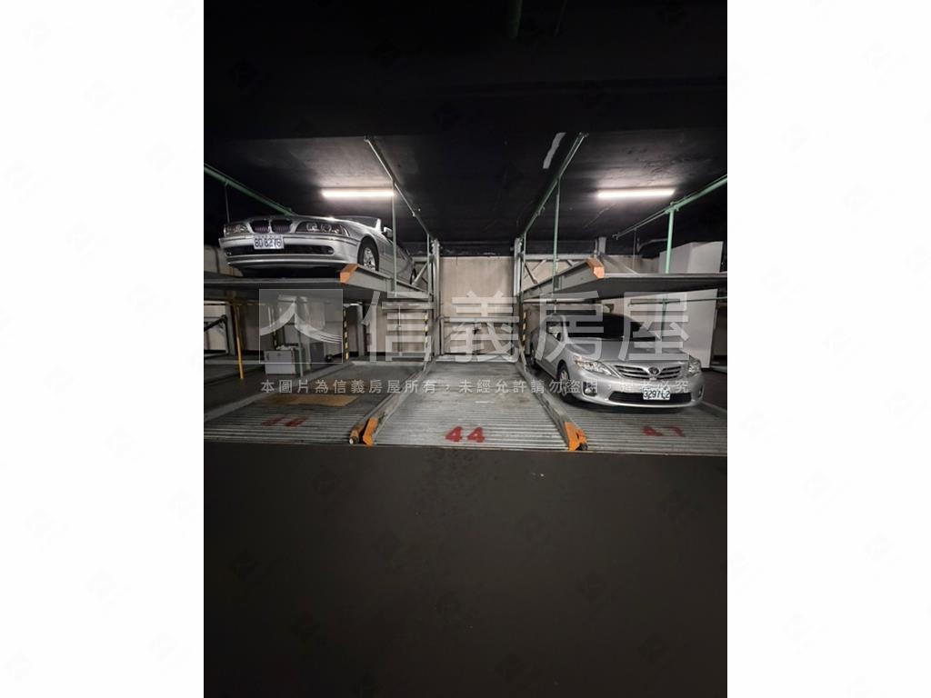 大車位。敦南四維科技大樓房屋室內格局與周邊環境