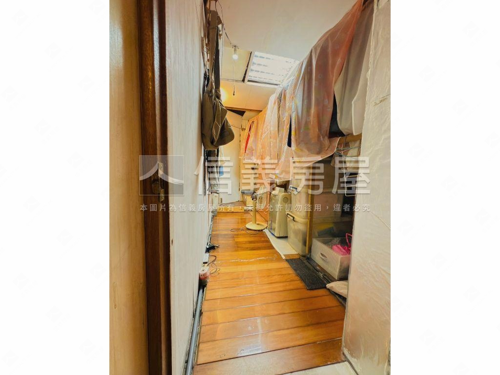 四號公園，稀有大空間一樓房屋室內格局與周邊環境