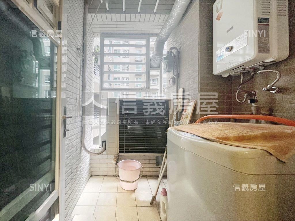 ★美術館大兩房平移車位房屋室內格局與周邊環境