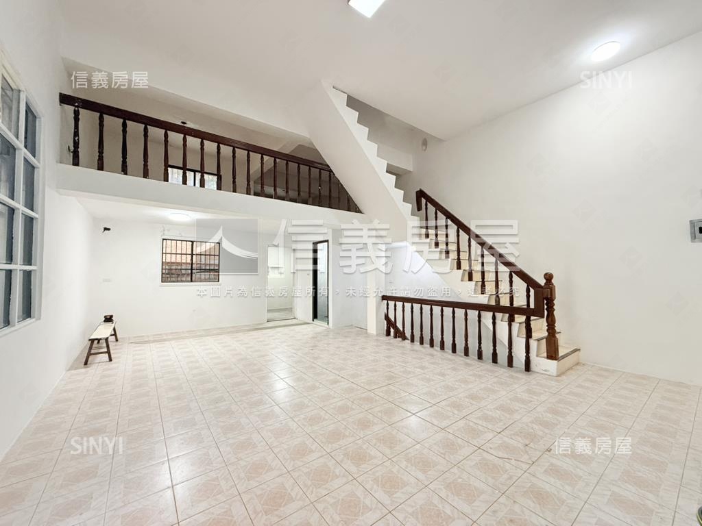 龜山明德路邊間透天房屋室內格局與周邊環境