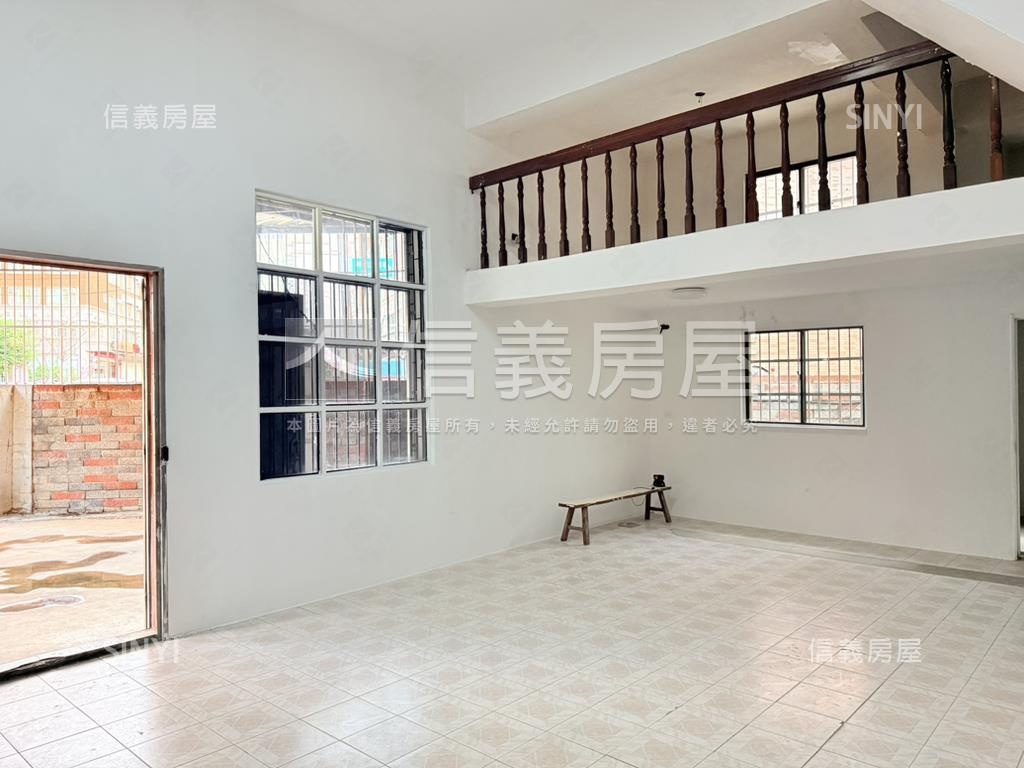 龜山明德路邊間透天房屋室內格局與周邊環境