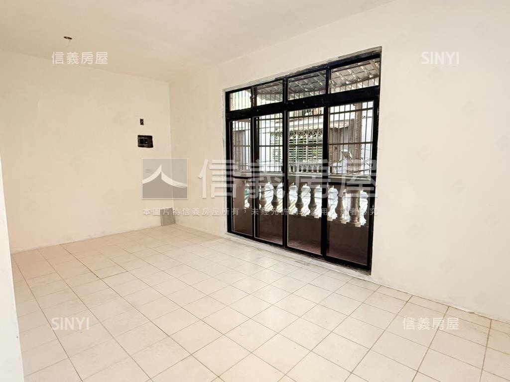 龜山明德路邊間透天房屋室內格局與周邊環境