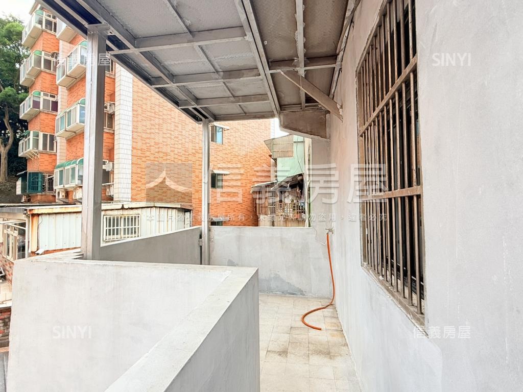 龜山明德路邊間透天房屋室內格局與周邊環境