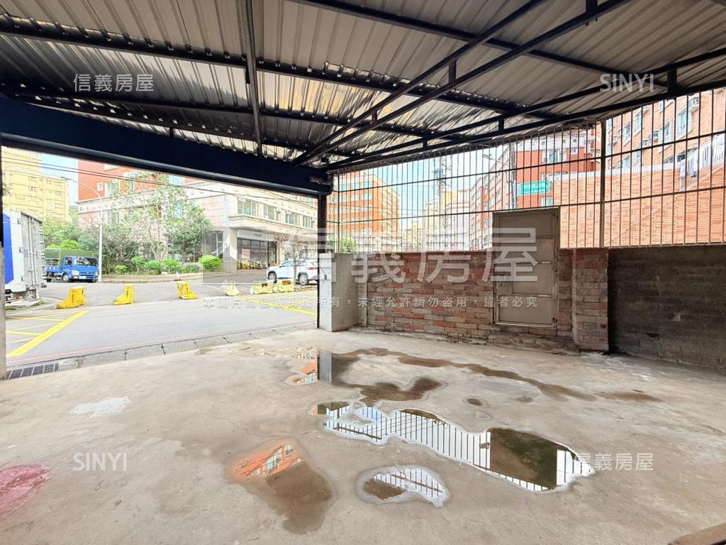 龜山明德路邊間透天房屋室內格局與周邊環境