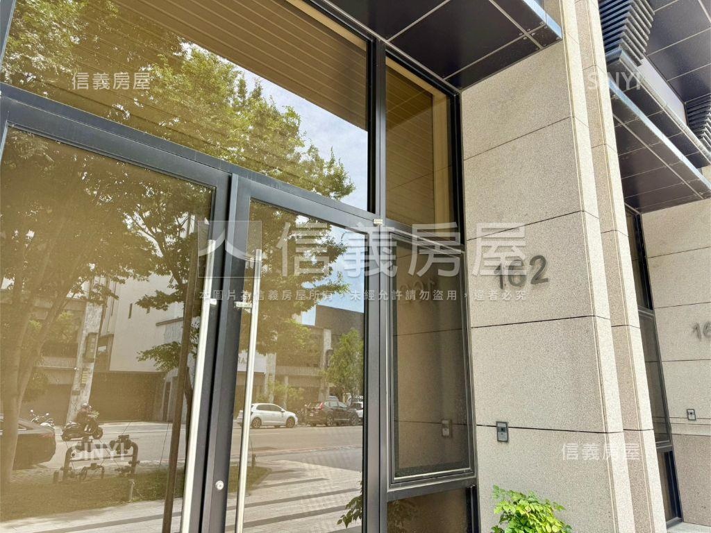 北屯松竹捷運屋齡新店面房屋室內格局與周邊環境