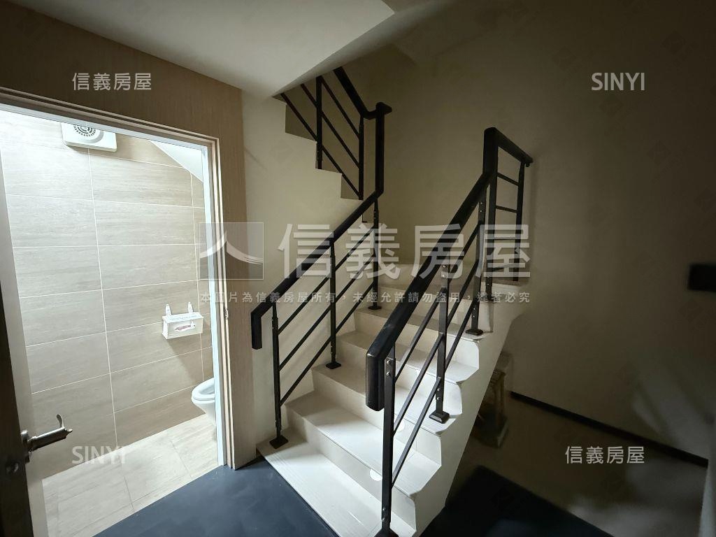 北屯松竹捷運屋齡新店面房屋室內格局與周邊環境