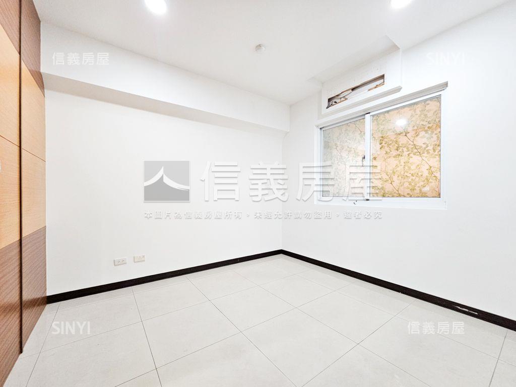 法國香榭●雙面採光３房房屋室內格局與周邊環境