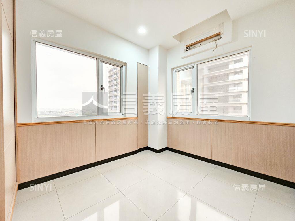 法國香榭●雙面採光３房房屋室內格局與周邊環境