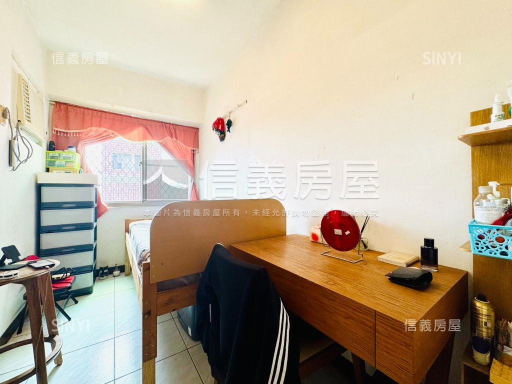 誠售中華商圈美三房房屋室內格局與周邊環境