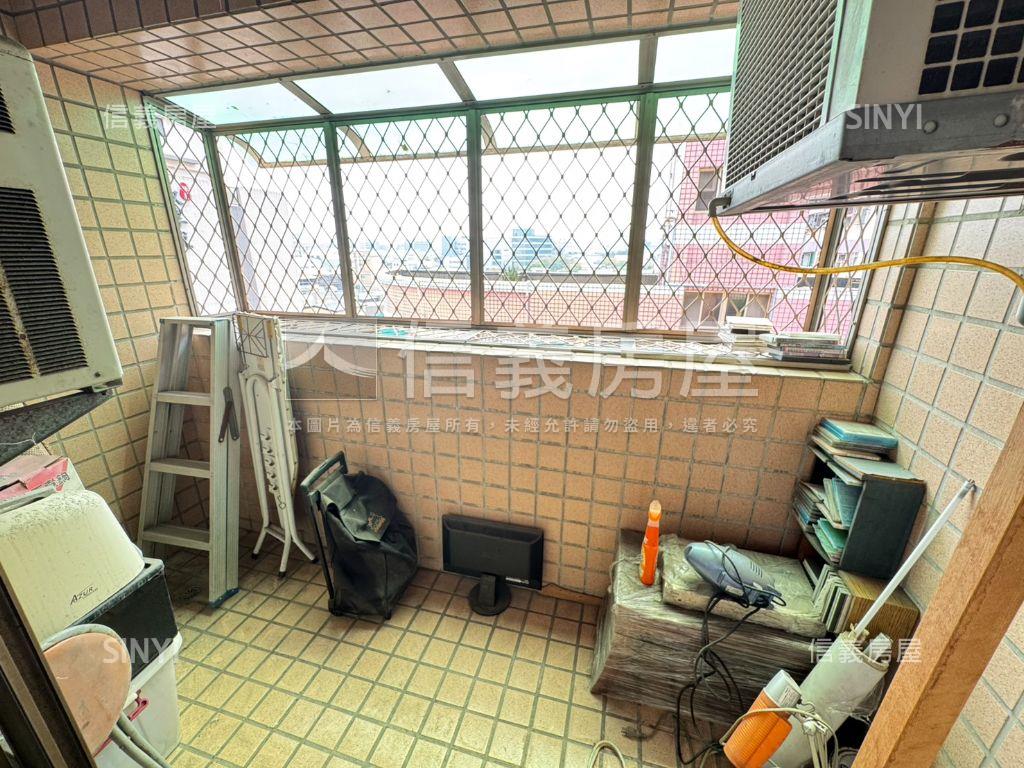 誠售中華商圈美三房房屋室內格局與周邊環境