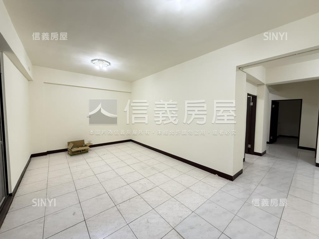 專任長安四房公寓房屋室內格局與周邊環境